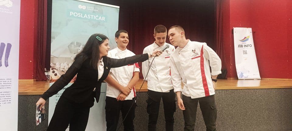 U Čajetini održan „Try a Skill“: Deca kroz praksu upoznala buduća zanimanja